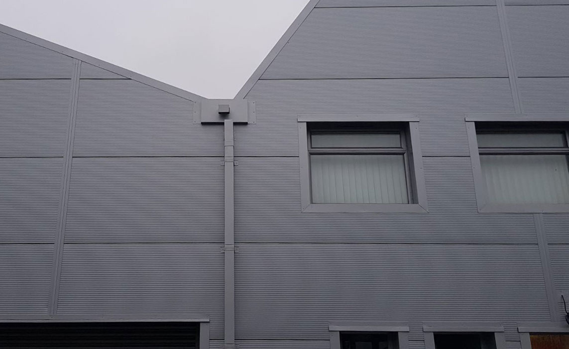 Camclad Contractors Ltd Cambridge UK - Industrial Guttering Repair/Maintenance - Industrial Cladding - Industrial Roofing - Kingspan Approved Installer