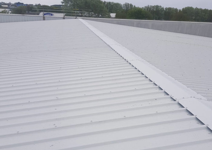 Gapton Leisure Great Yarmouth - Roof Repairs - Industrial Cladding - Camclad Contractors Ltd Cambridge London UK